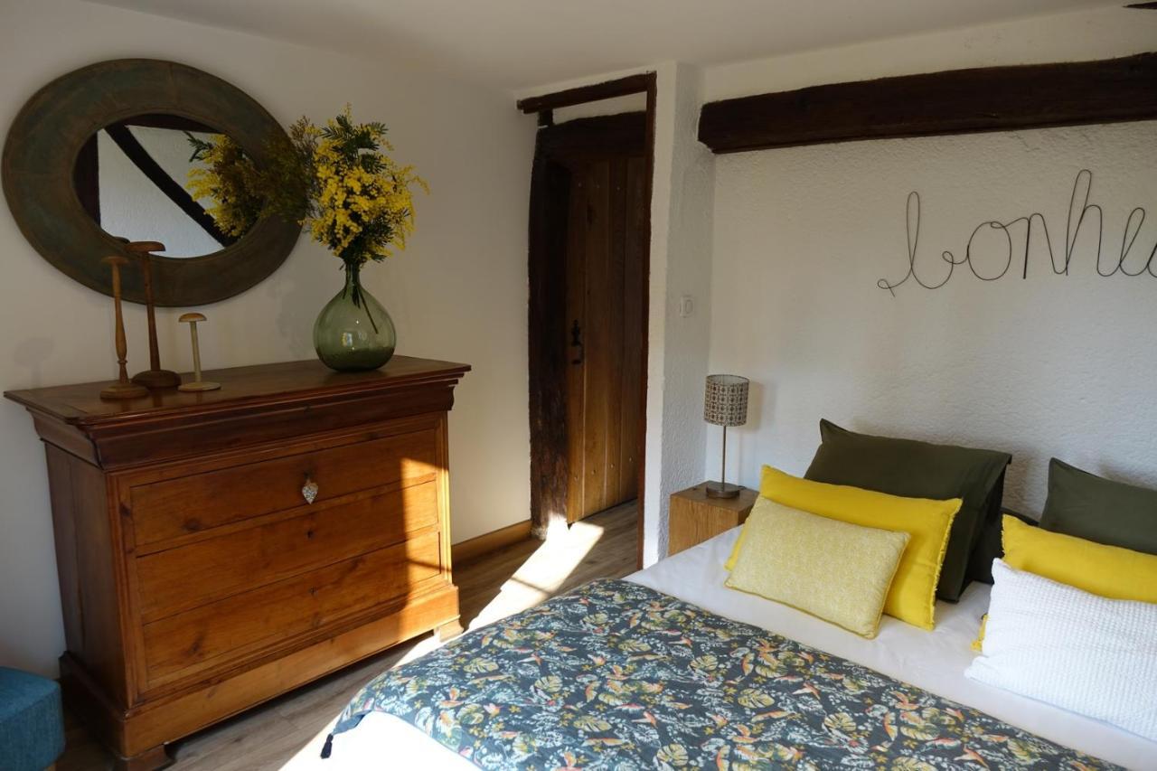 Le Montillon Tour-en-Sologne Buitenkant foto